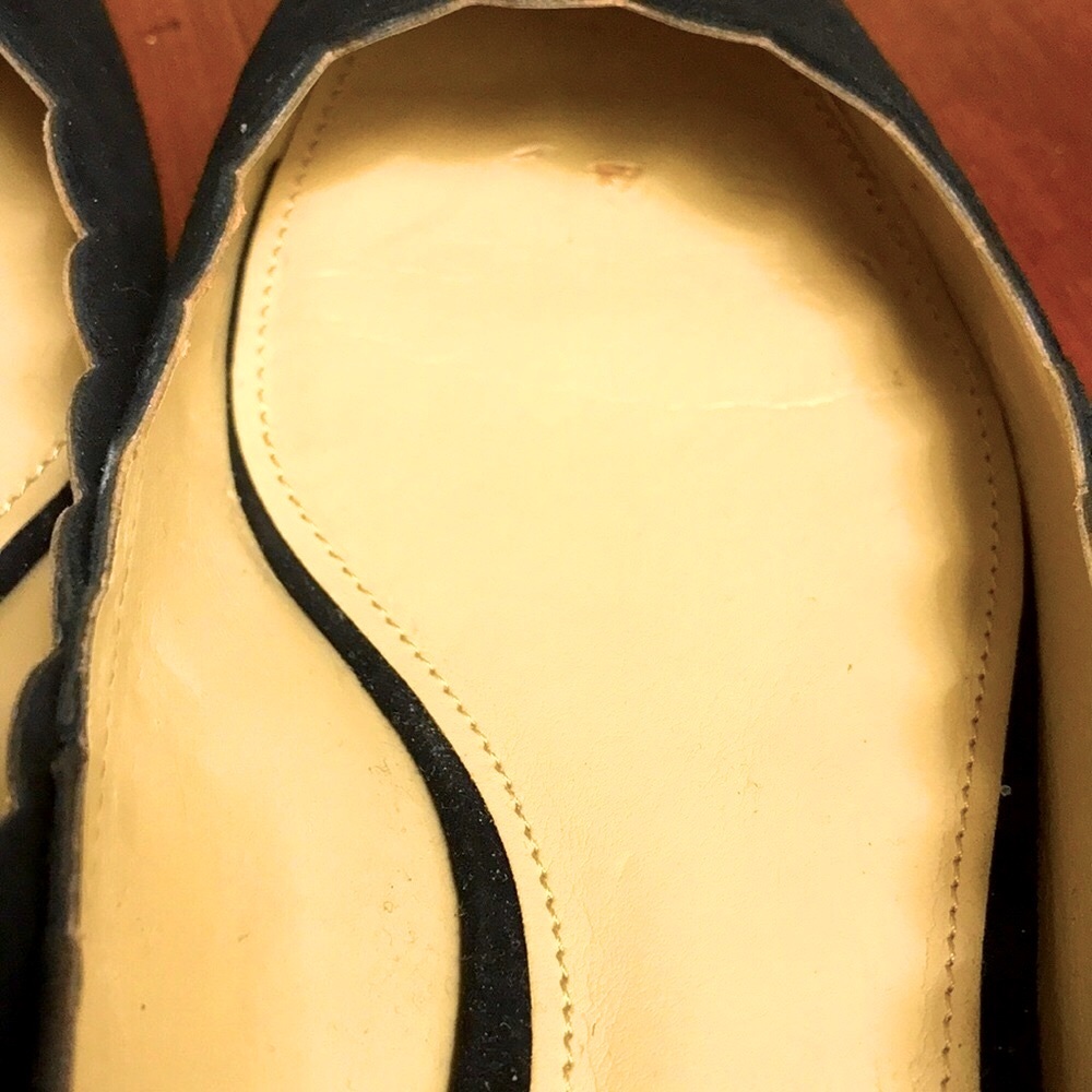 Final Price- TALBOTS Edison Scallop Genuine Suede Flats - Picture 15 of 16